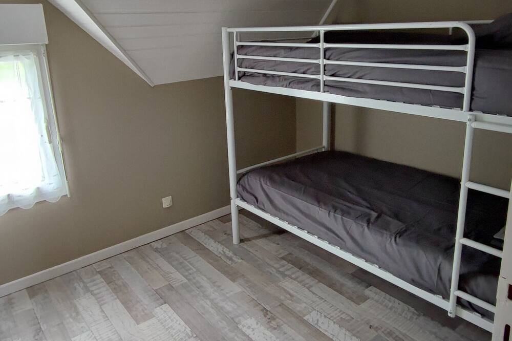 Photo of Bedroom in (le) Mesnil Hue