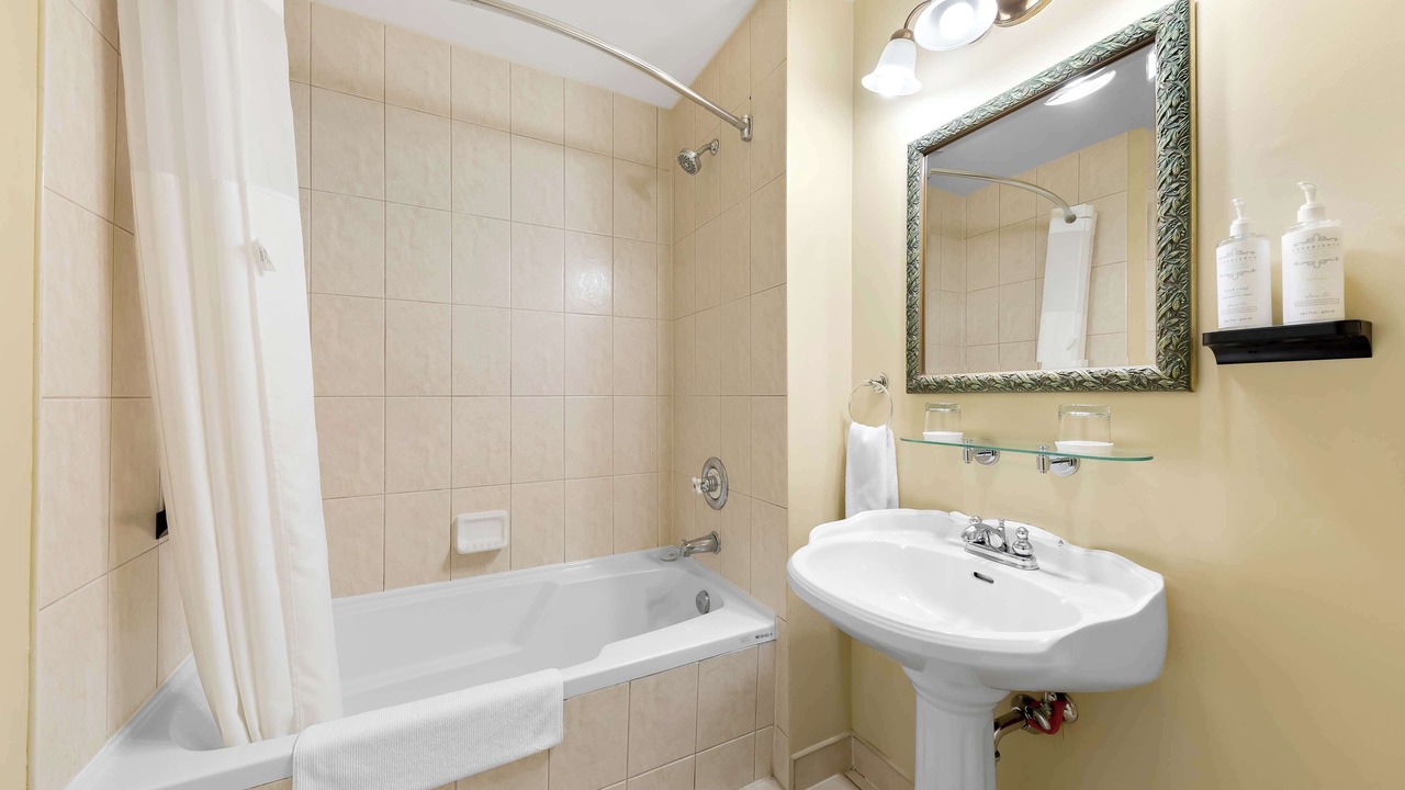 Photo of Bathroom in Paris