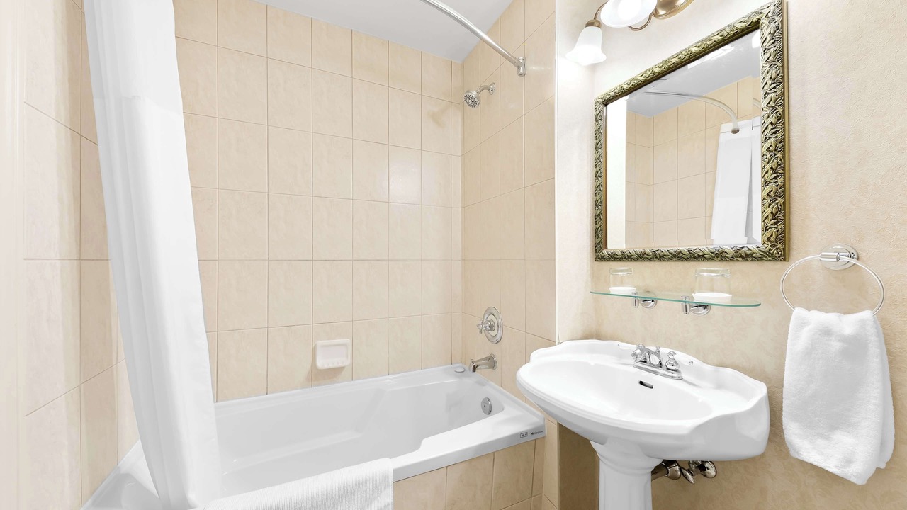 Photo of Bathroom in Paris