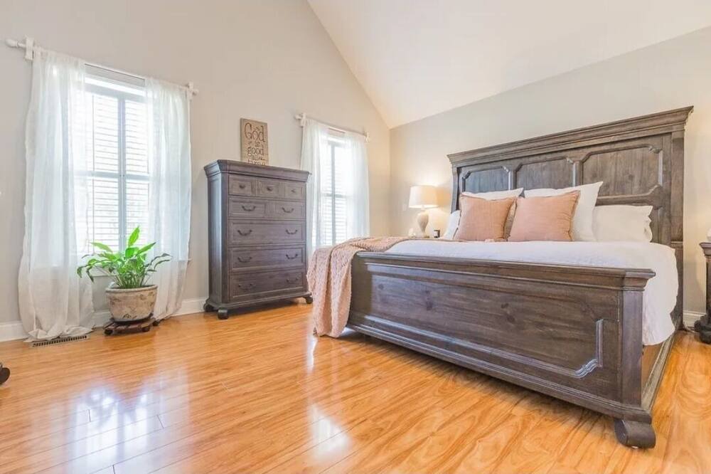 Photo of Bedroom in Soddy-Daisy