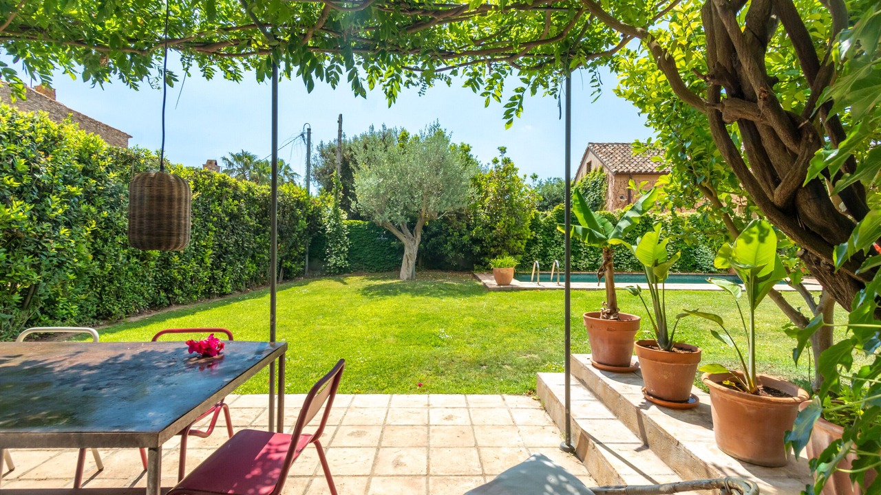 Photo of Outdoor in Llofriu