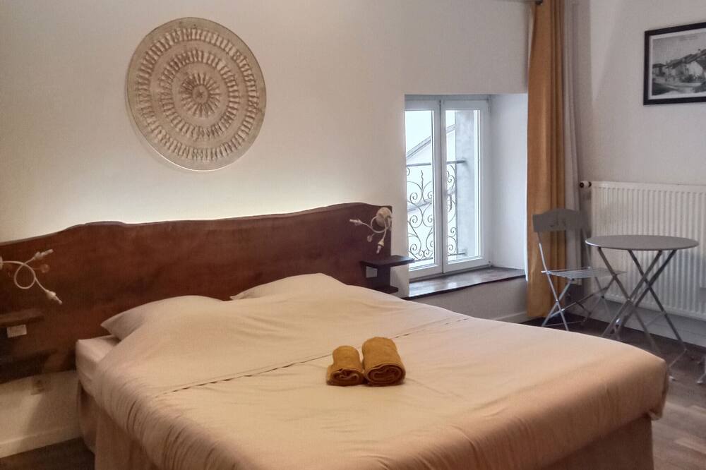 Photo of Bedroom in Saint-Paul