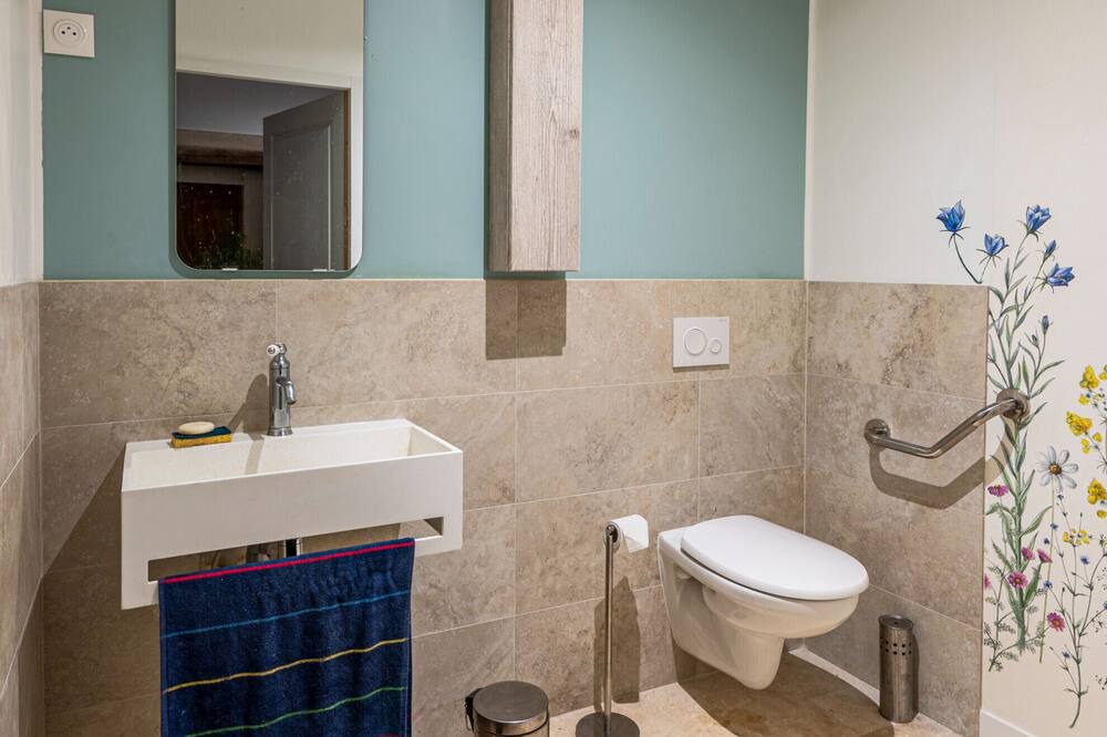 Photo of Bathroom in Saint-Paul