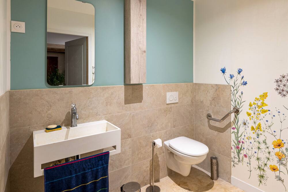 Photo of Bathroom in Saint-Paul