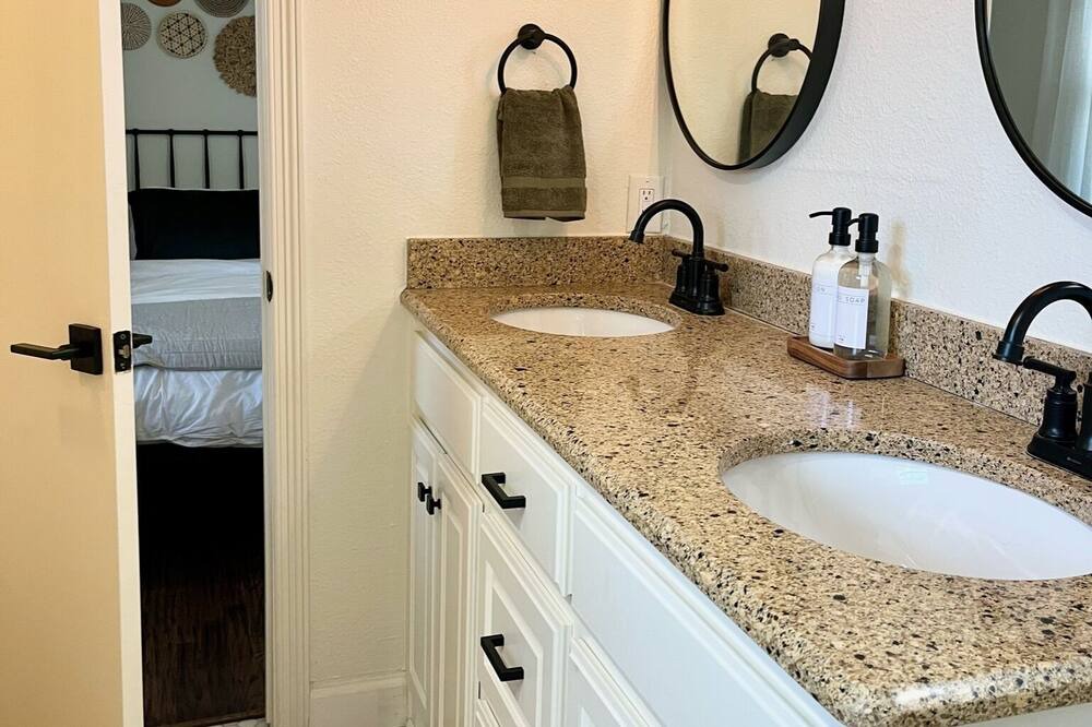 Photo of Bathroom in Richardson