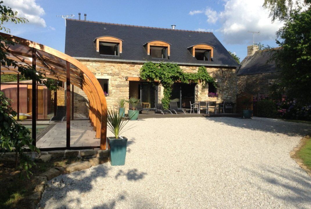 Photo of Buildings in Briec