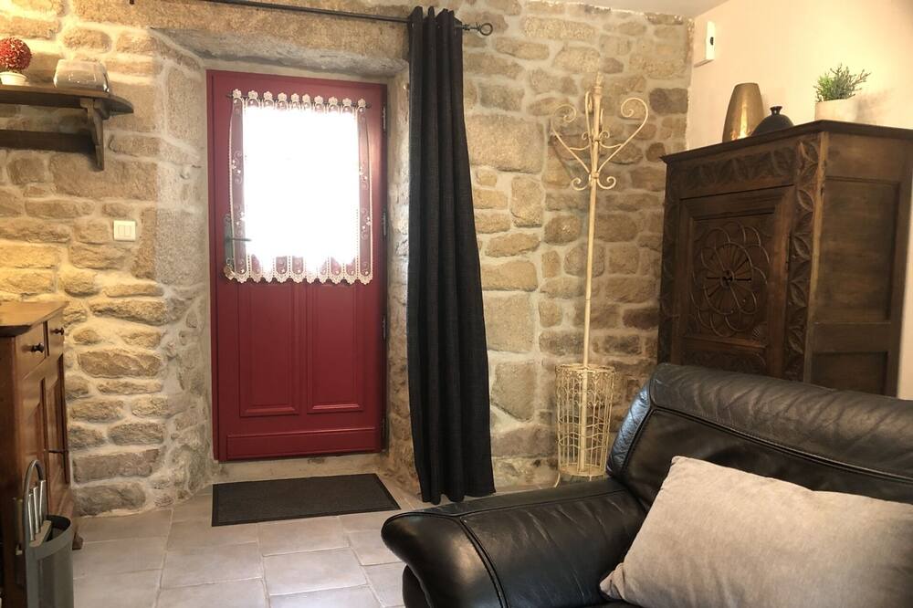 Photo of Others in Locronan