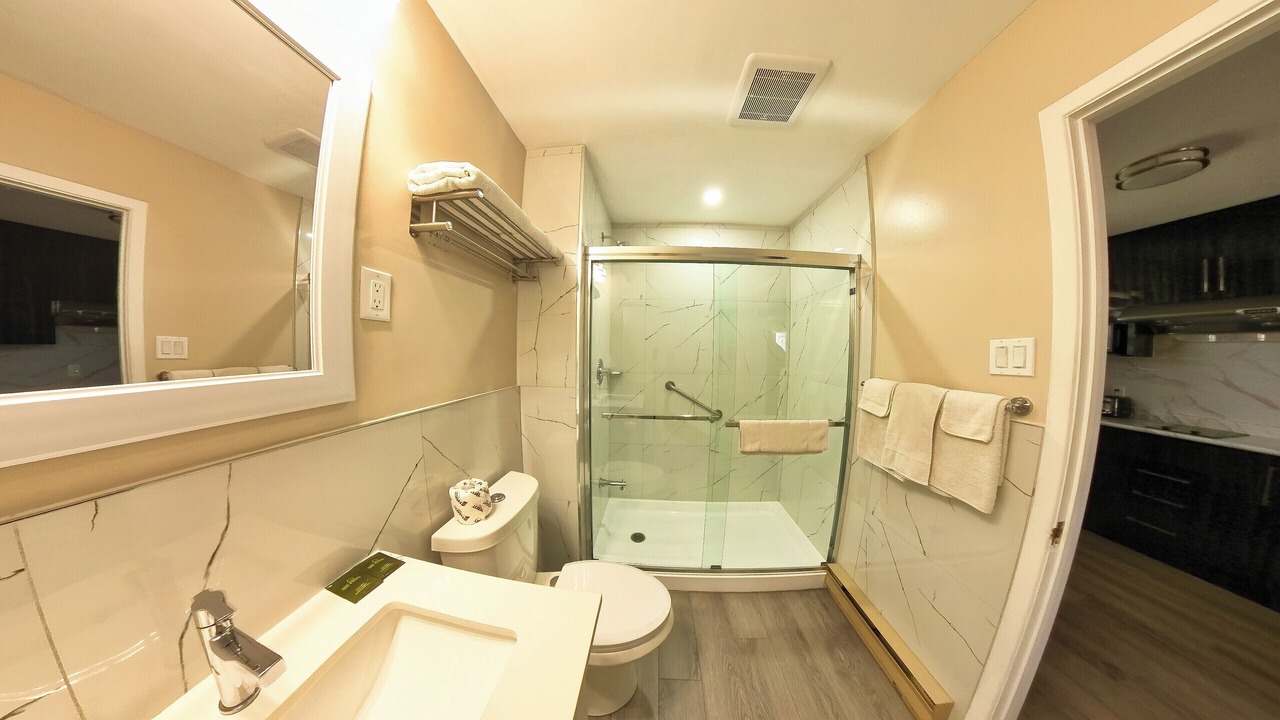 Photo of Bathroom in Kincardine