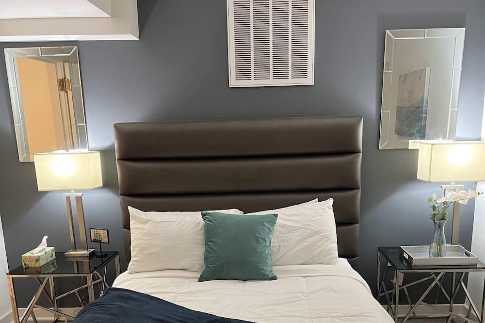 Photo of Others in Downtown Jackson