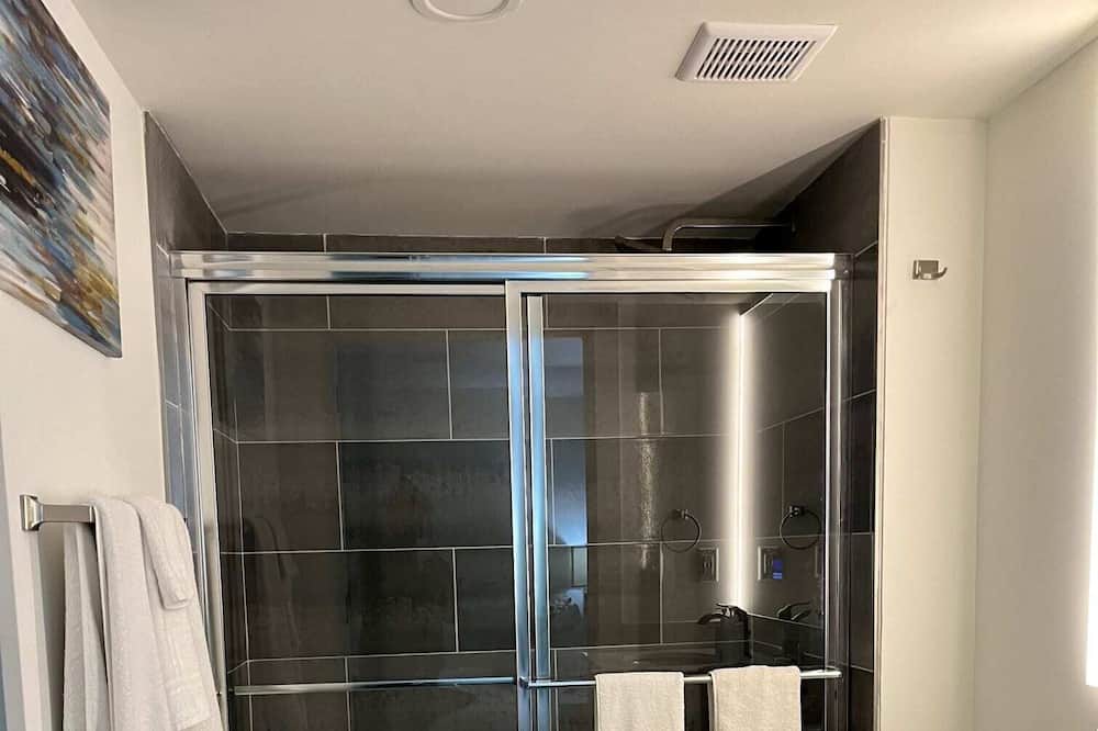 Photo of Bedroom in Downtown Jackson