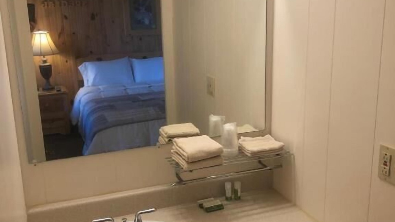 Photo of Bathroom in Manistique