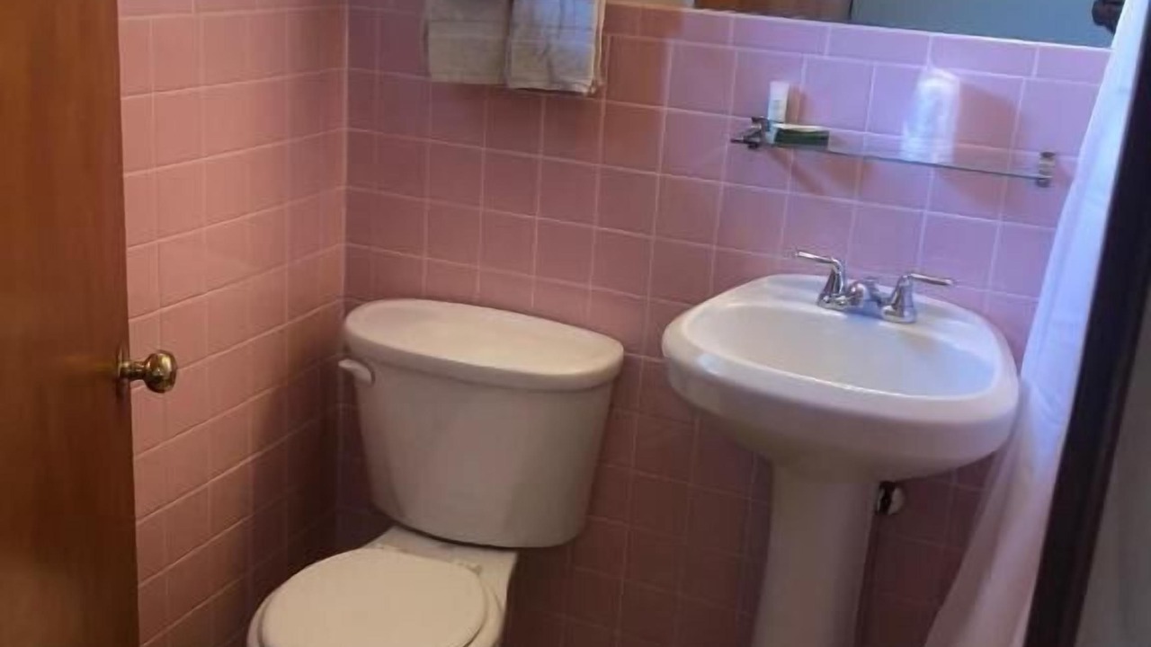Photo of Bathroom in Manistique