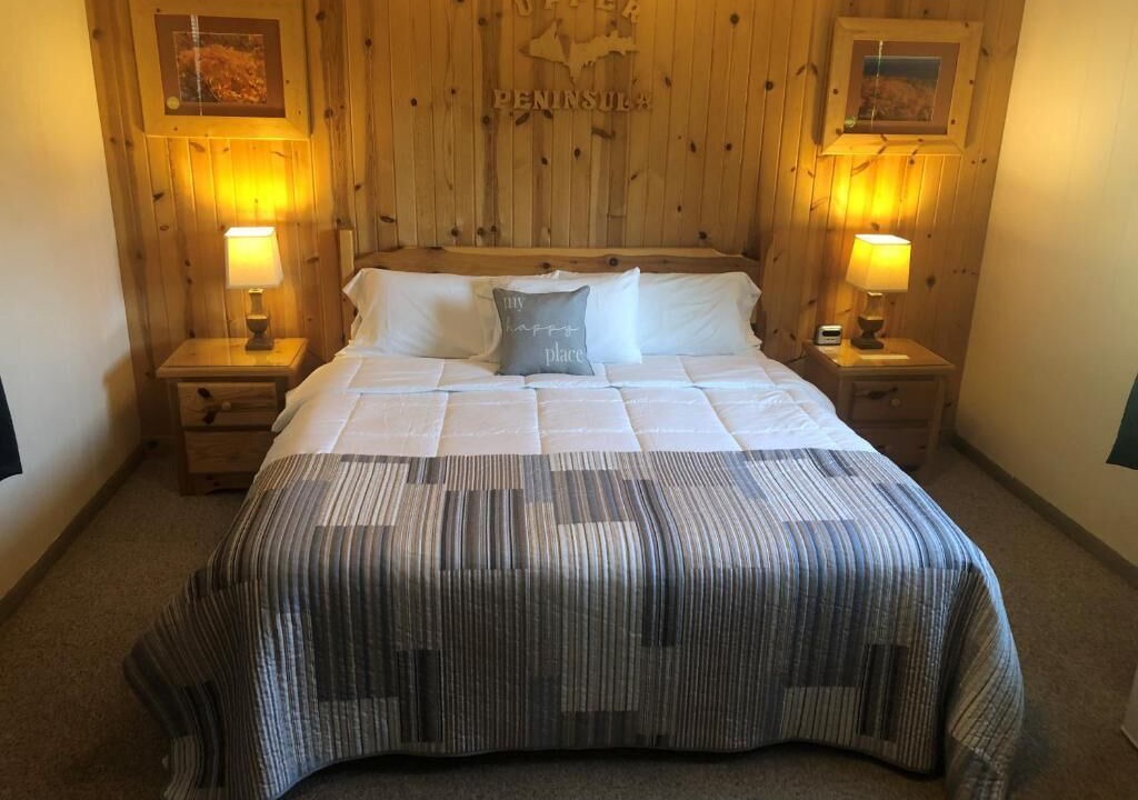 Photo of Bedroom in Manistique