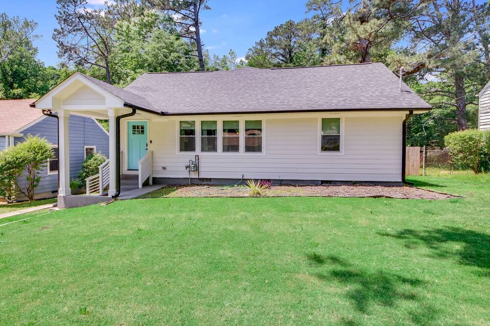 Photo of Outdoor in Collier Heights