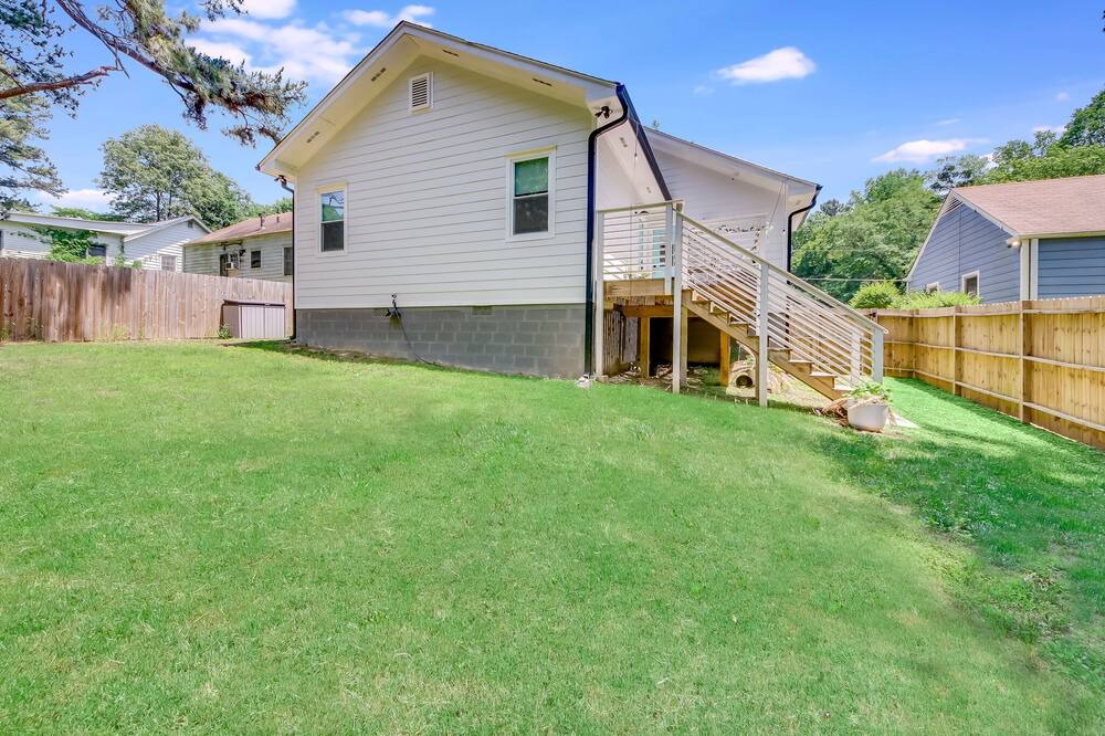 Photo of Outdoor in Collier Heights