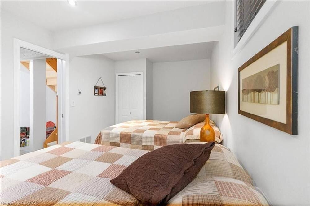 Photo of Bedroom in Flesherton