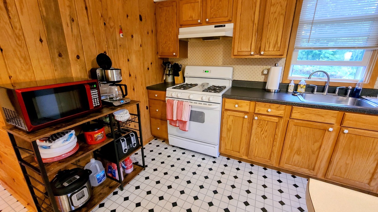 Photo of Kitchen in Ontonagon