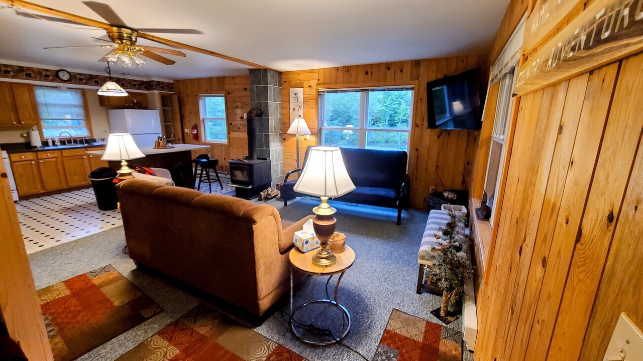 Photo of Livingroom in Ontonagon