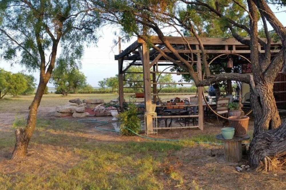 Photo of Outdoor in Millersview