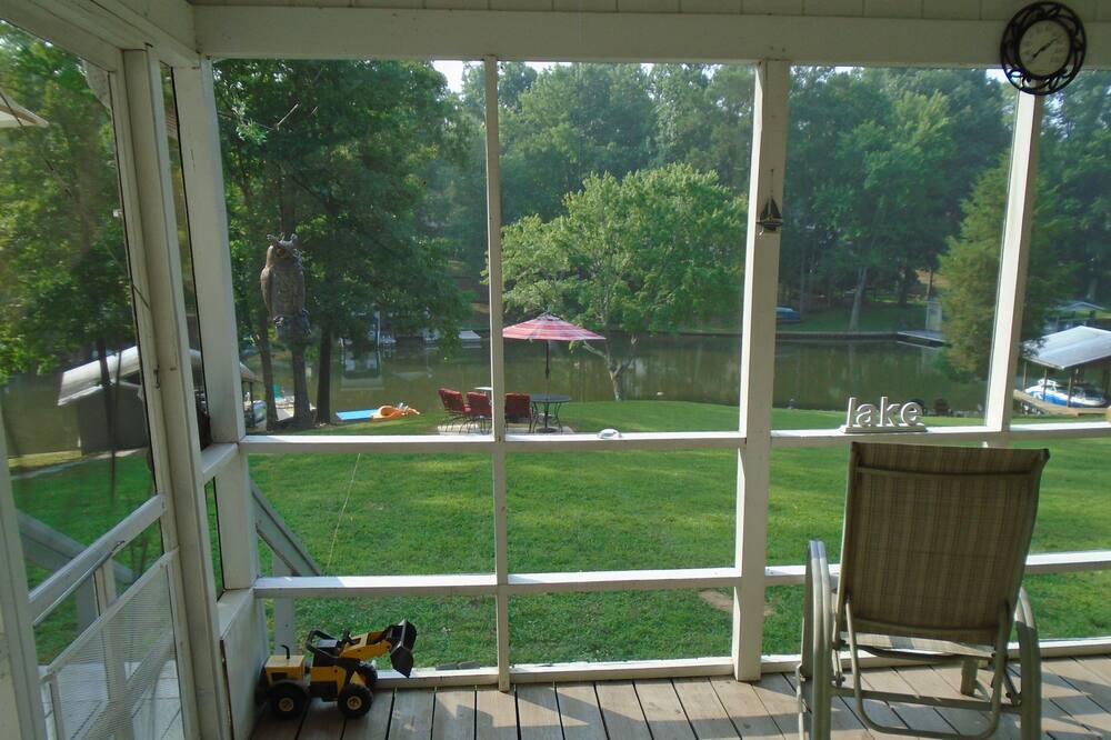 Photo of Outdoor in Wise
