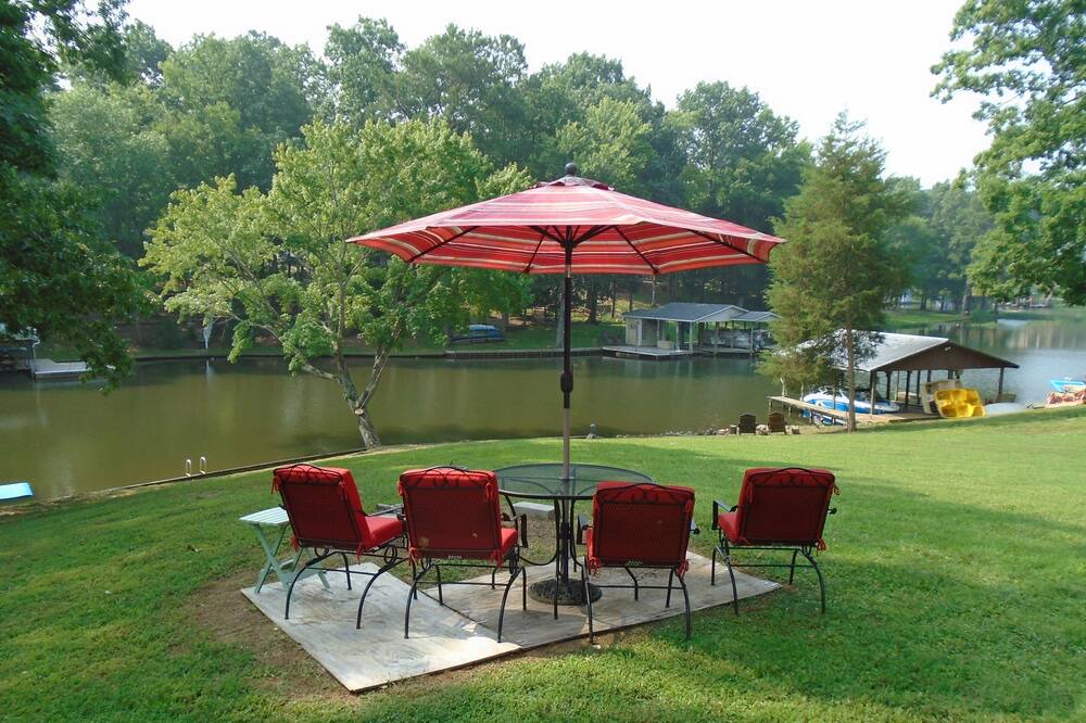 Photo of Outdoor in Wise