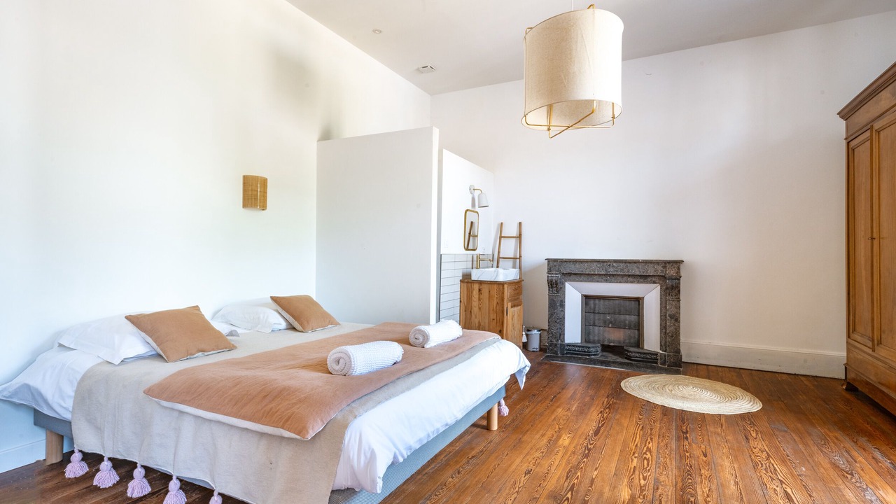 Photo of Others in Sauzet