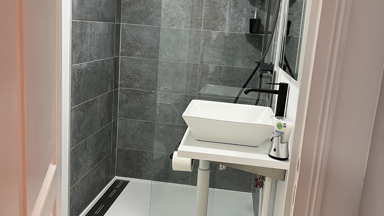 Photo of Bathroom in Crepy-en-Valois