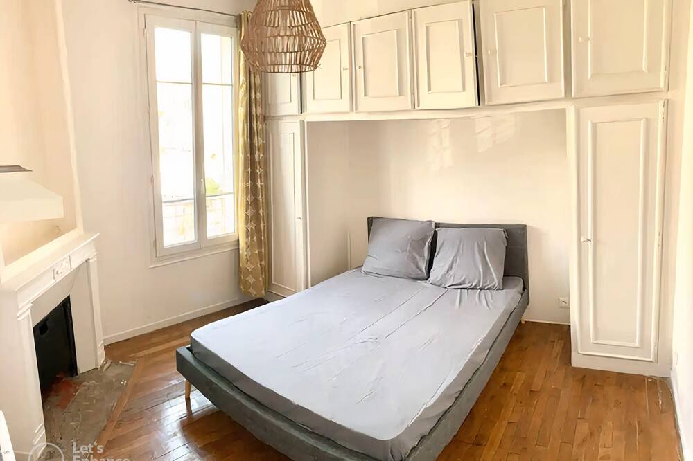 Photo of Bedroom in Arcueil