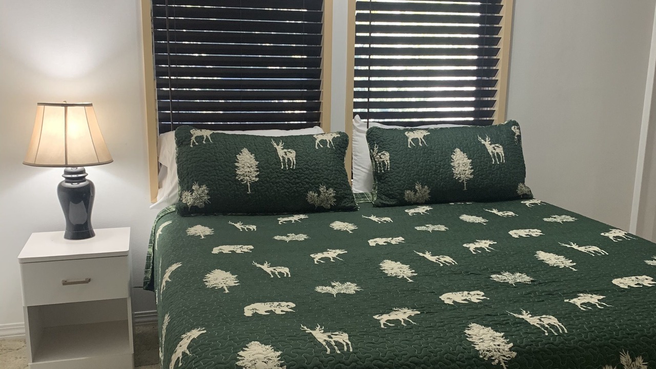 Photo of Bedroom in Gasquet