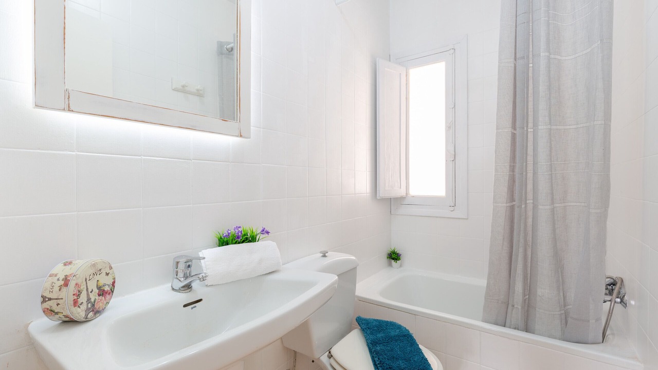 Photo of Bathroom in San Miguel de Salinas