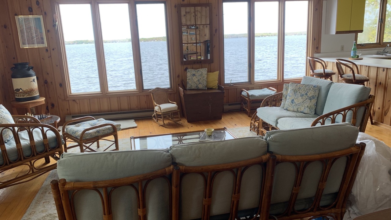 Photo of Livingroom in Dunsford
