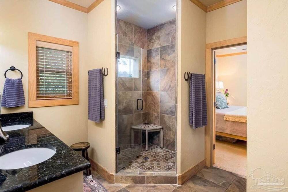 Photo of Others in Milton