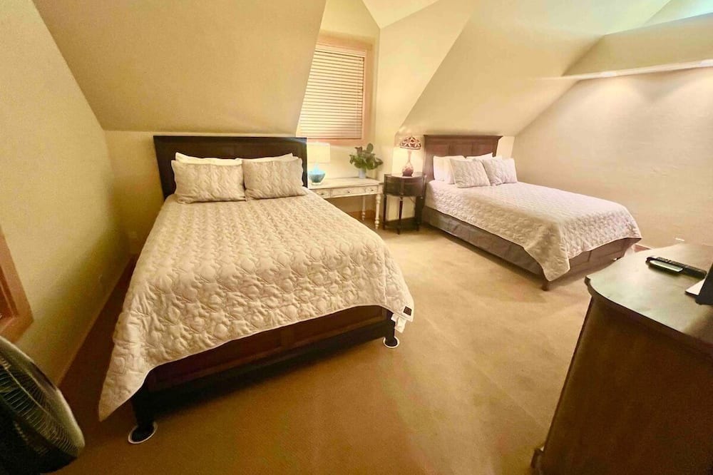 Photo of Others in Milton