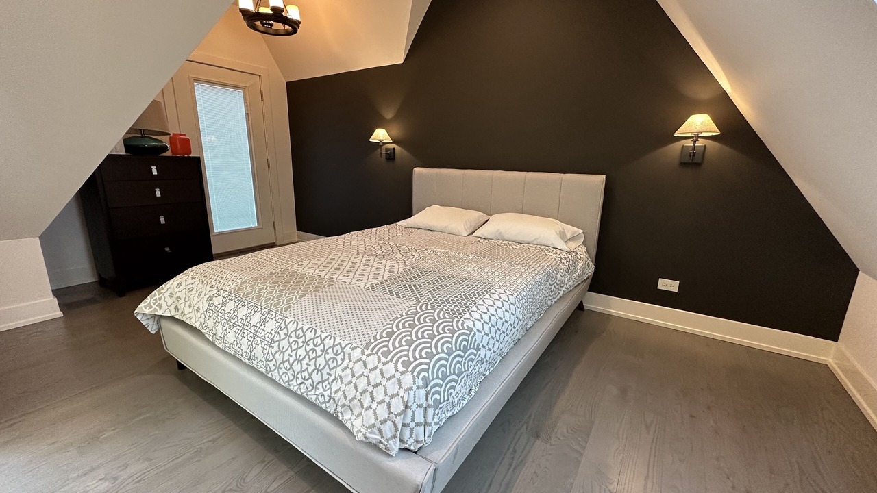 Photo of Bedroom in Culver
