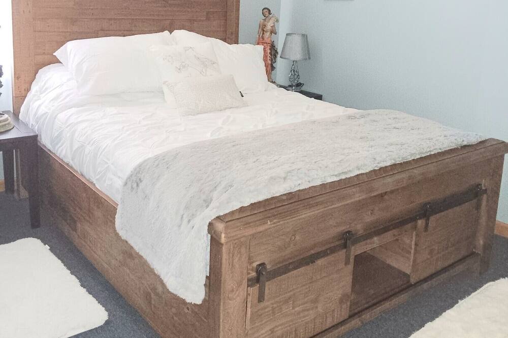 Photo of Bedroom in Summit