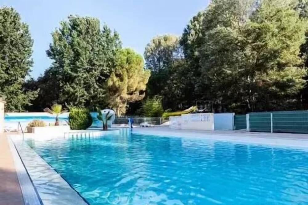Photo of Outdoor in Boisset-et-Gaujac