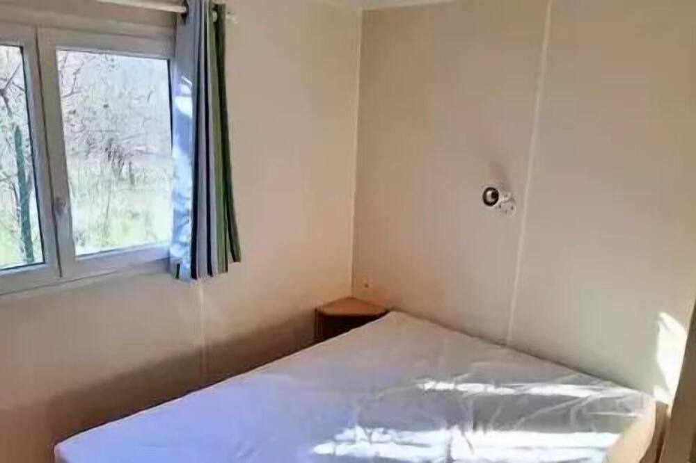 Photo of Bedroom in Boisset-et-Gaujac