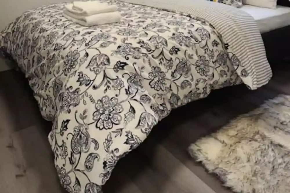 Photo of Bedroom in Northwest Calgary