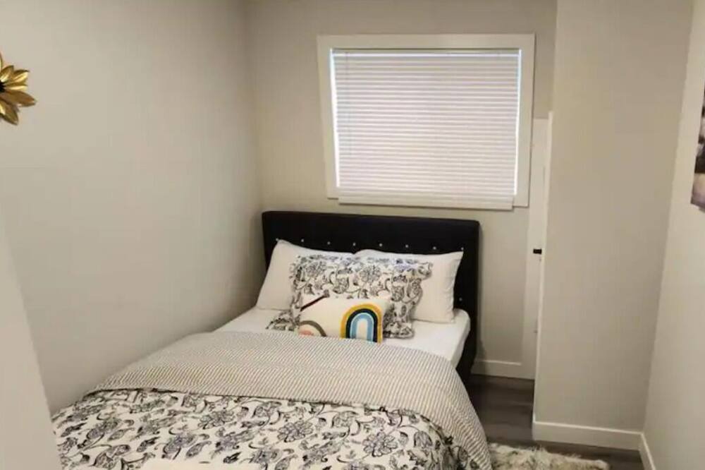 Photo of Bedroom in Northwest Calgary