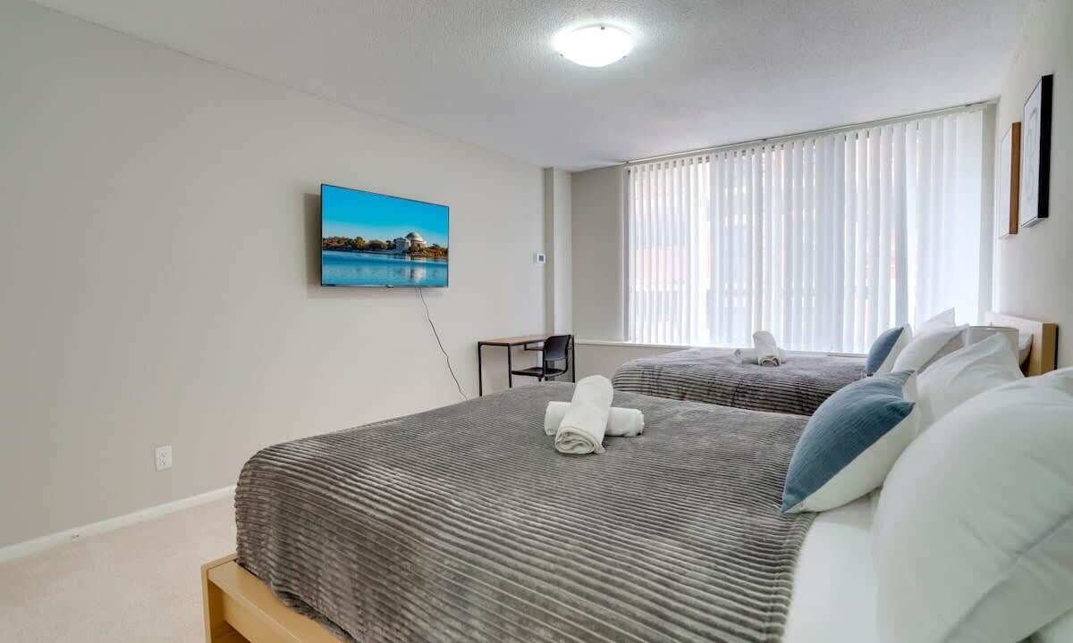 Photo of Bedroom in Crystal City