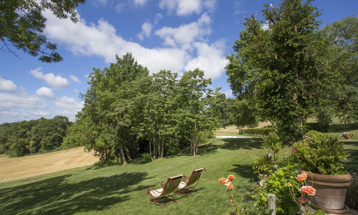 Photo of Outdoor in Fieux