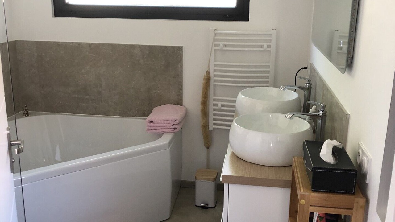 Photo of Others in Beuvrequen