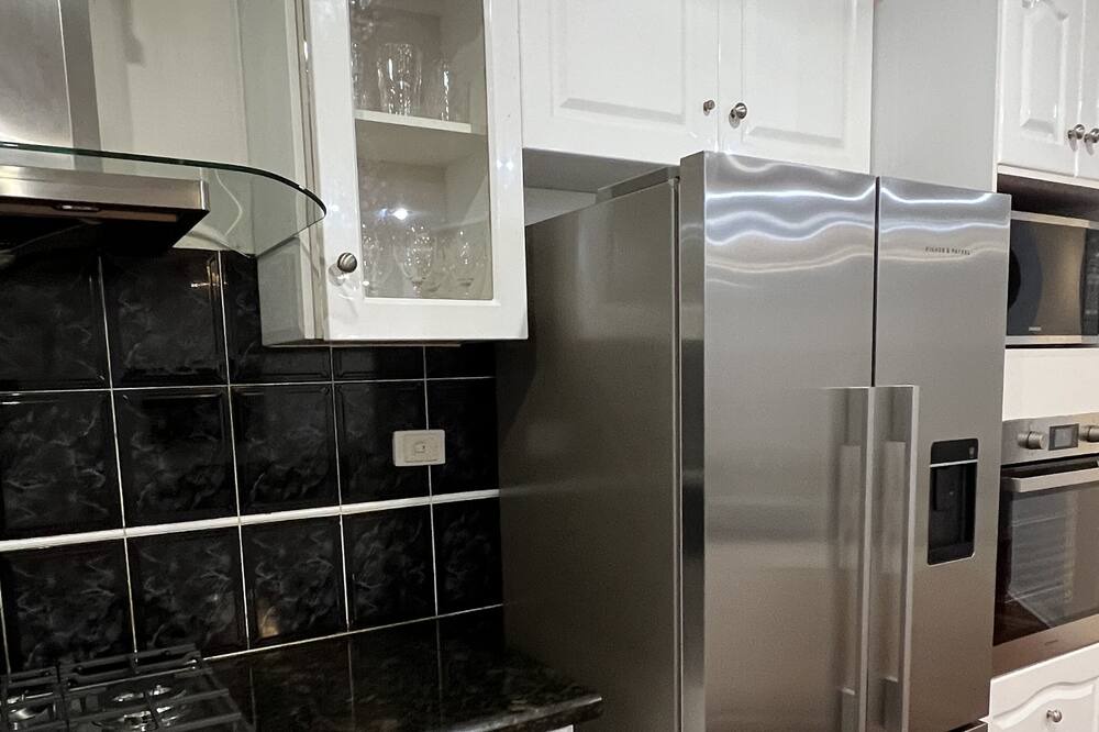 Photo of Kitchen in Caroline Springs
