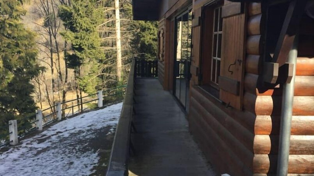 Photo of Outdoor in Azet