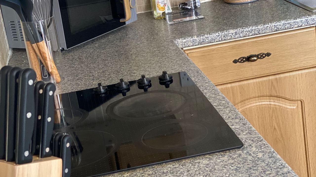 Photo of Kitchen in Cwm Frwd Oer