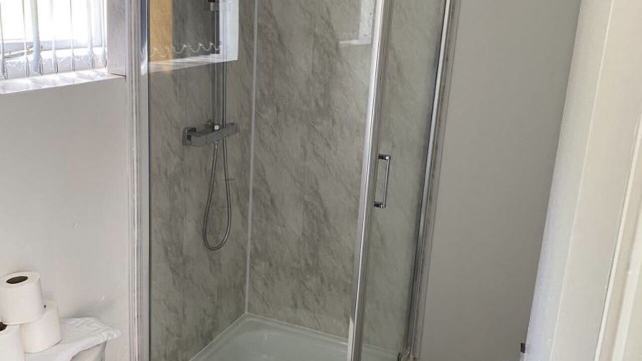 Photo of Others in Cwm Frwd Oer