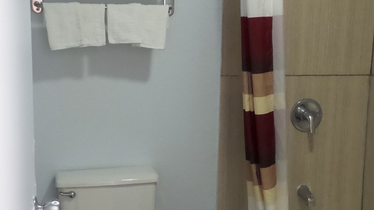 Photo of Bathroom in Alexandria