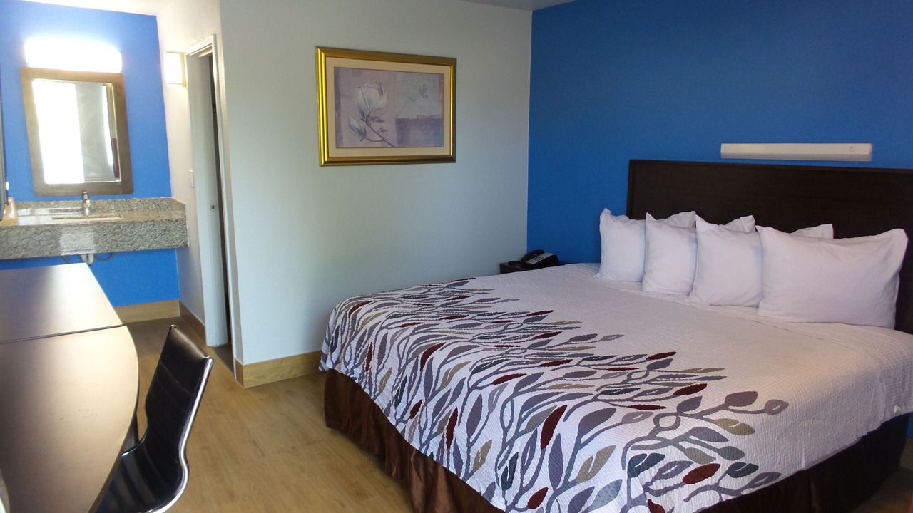 Photo of Bedroom in Alexandria
