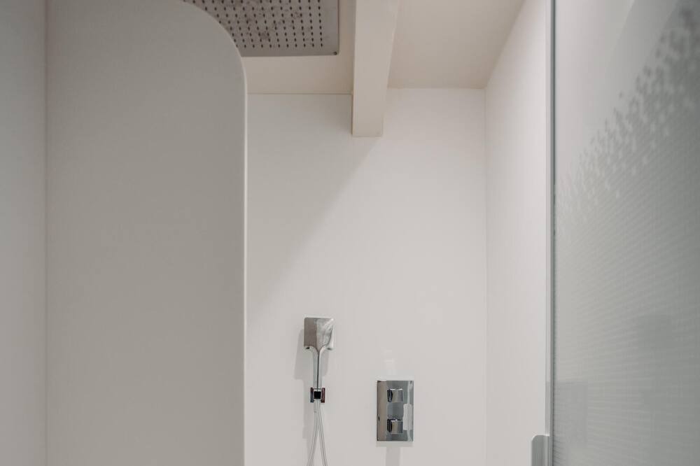 Photo of Bathroom in Eaux-Bonnes