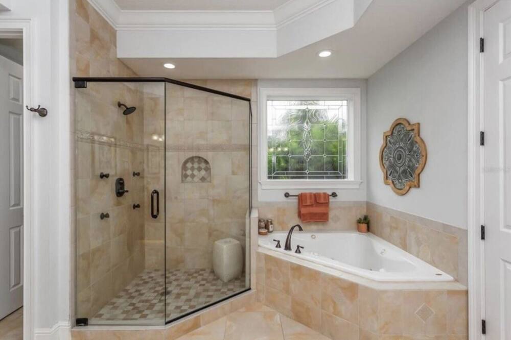 Photo of Bathroom in Heathrow